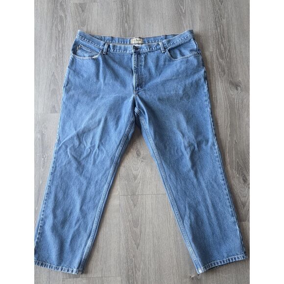 LL Bean Classic Fit Jeans Men's Size 44x29 See Current Measurements - Picture 1 of 5